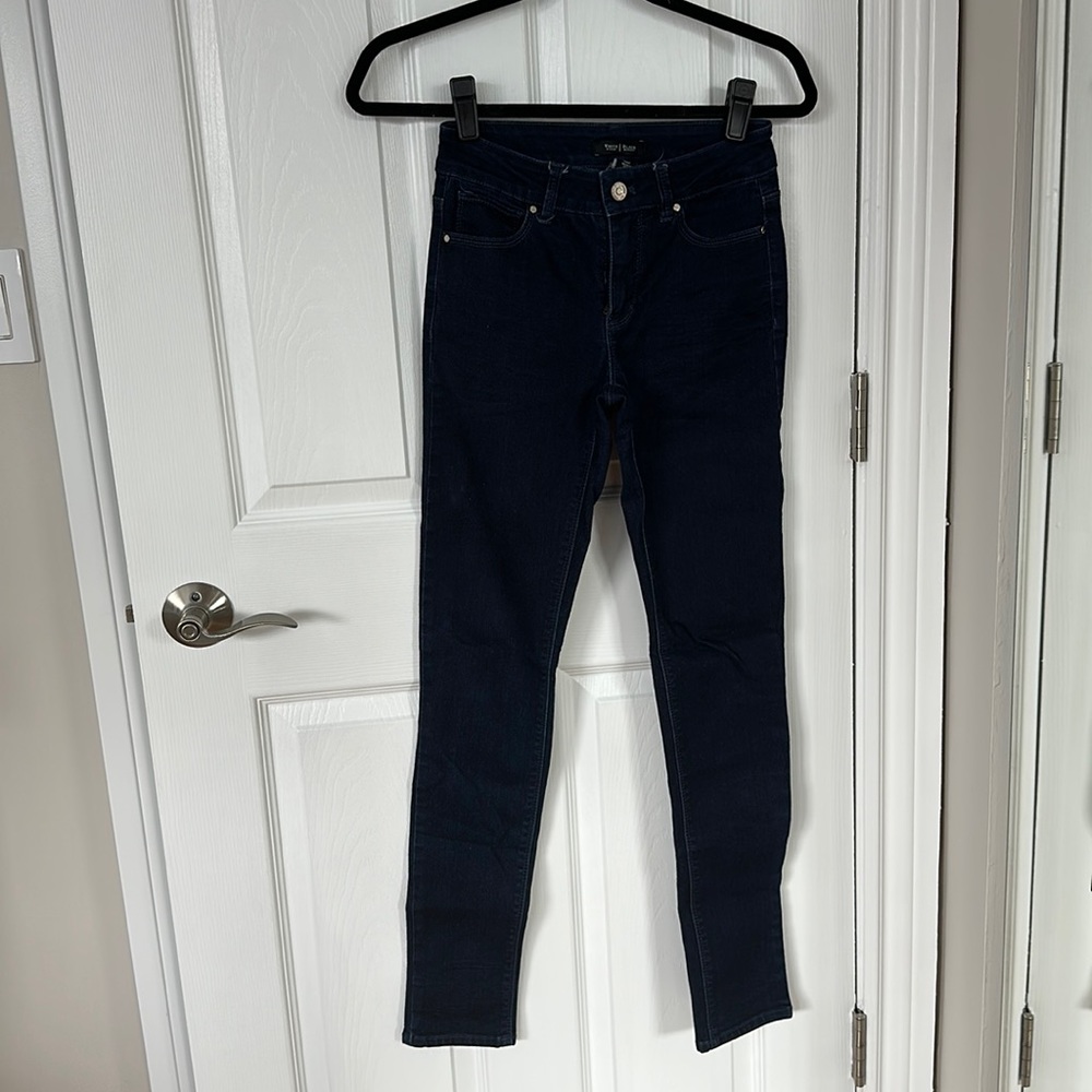 White House Black Market Dark Wash Skinny Jean